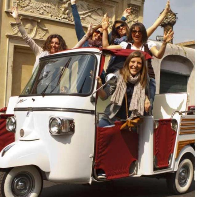 Sunset Vespa tour in Rome