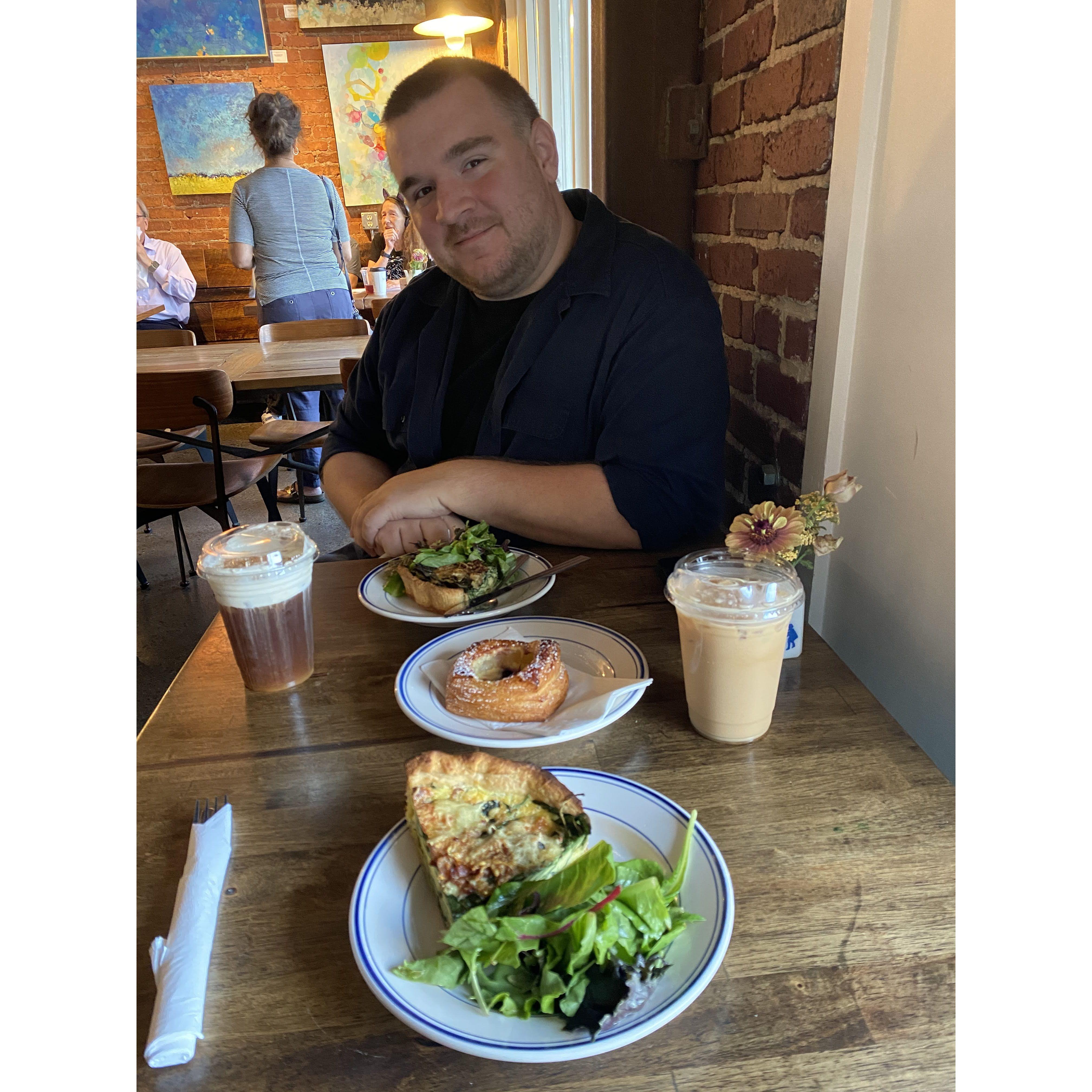 Monday morning breakfast dates at Niedlov's was a favorite this Summer