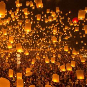 Yi Peng Lantern Festival Boat Experience