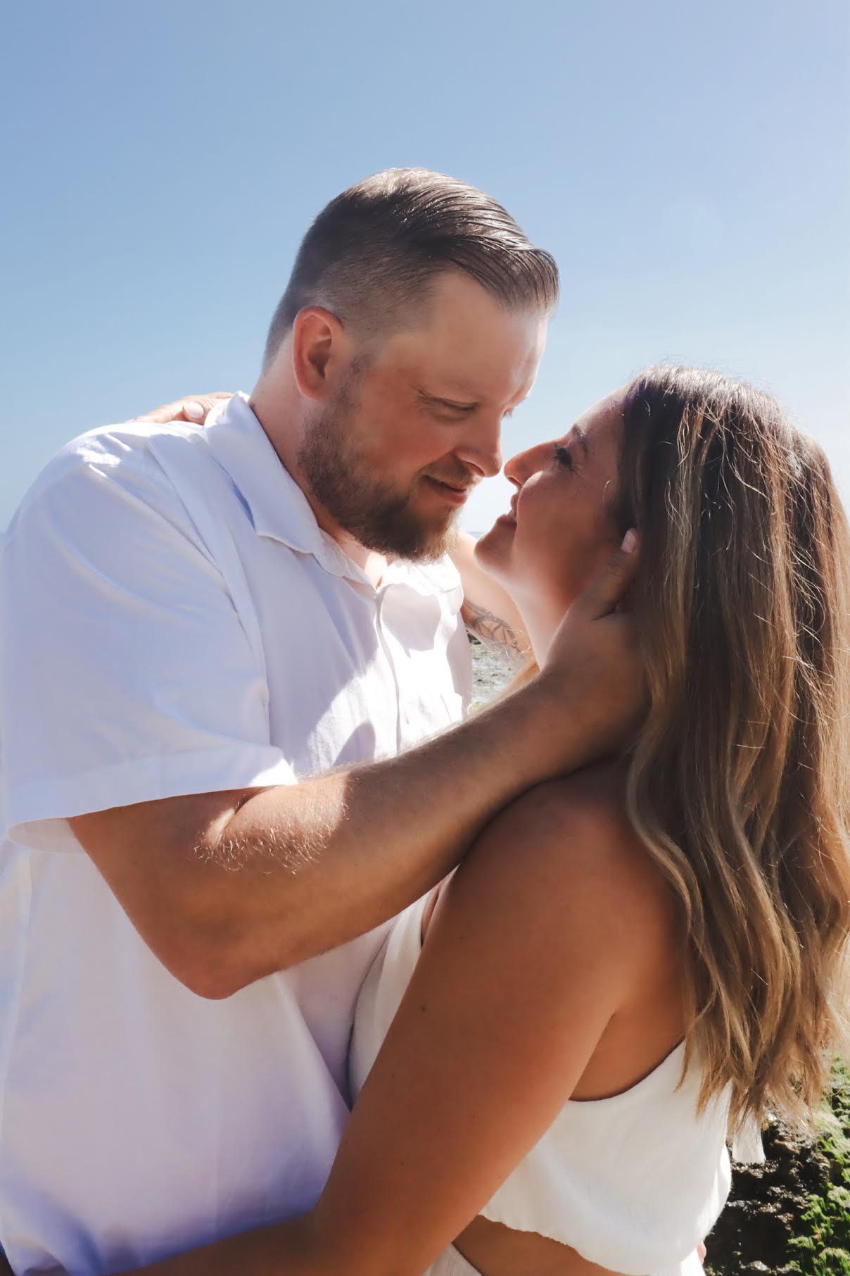 The Wedding Website of Kaylin Hodak and David Lindsey