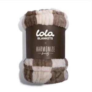 Lola Blanket