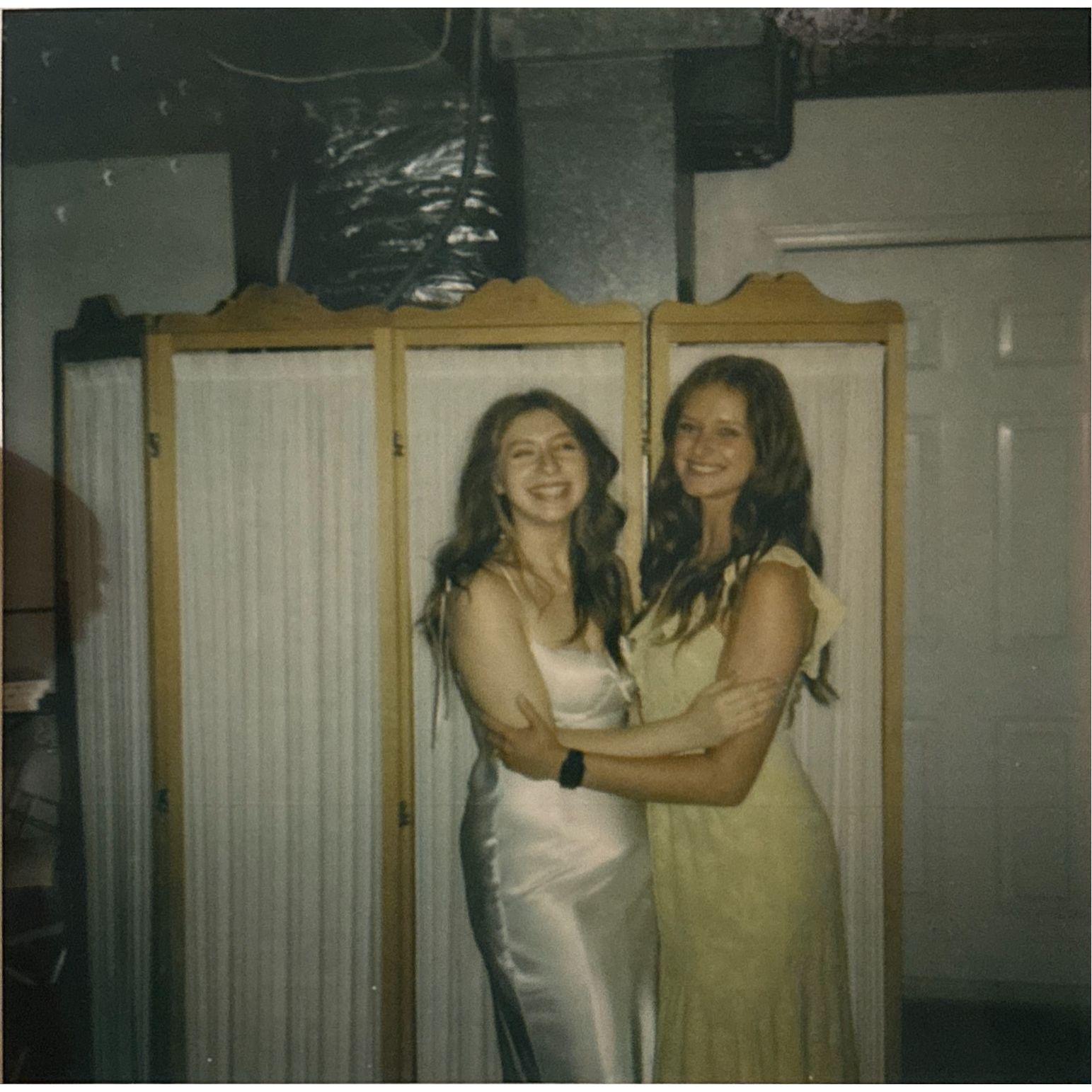 Delanie and her maid of honor, Savanna!