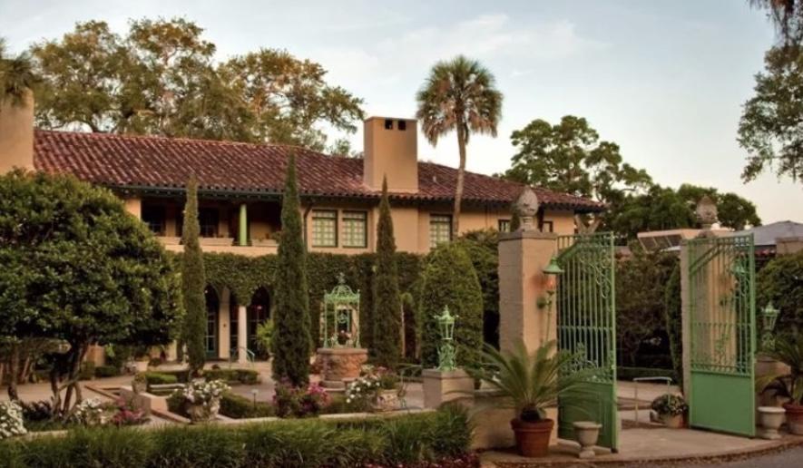 The Wedding Website of Alexis Loren Witwer and Justin Skyler Walker