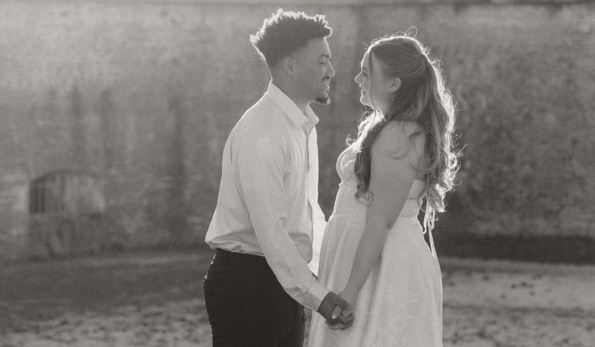 The Wedding Website of Bailynn Barnett and Edward Grandison