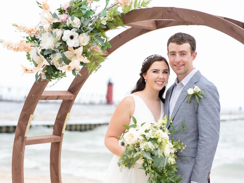 The Wedding Website of Maria Ramos and Burke Evans