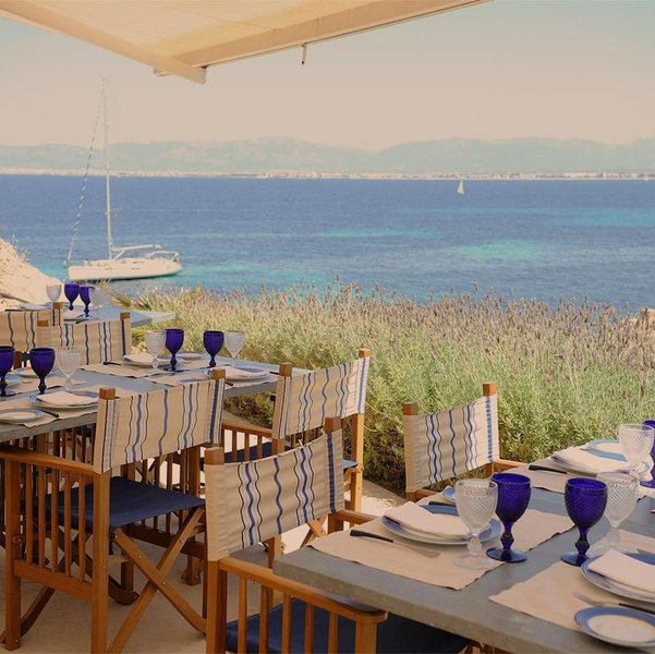 Romantic honeymoon dinner in Mallorca