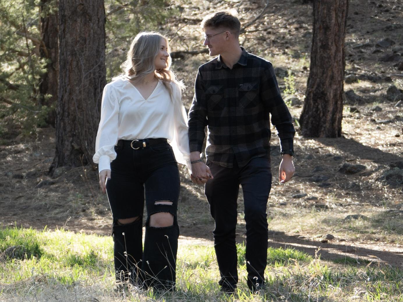 The Wedding Website of Jake Leonhardt and Kelly Cordes