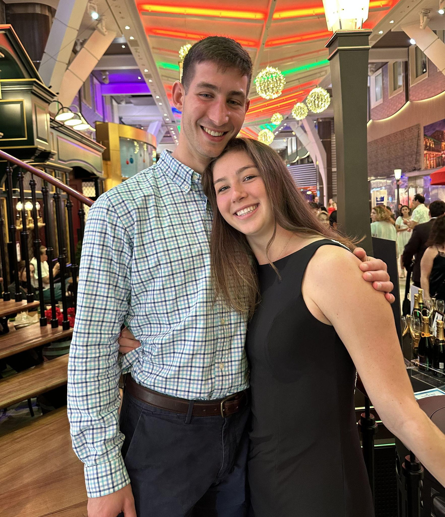 The Wedding Website of Harrison Kaplan and Lauren Benedict