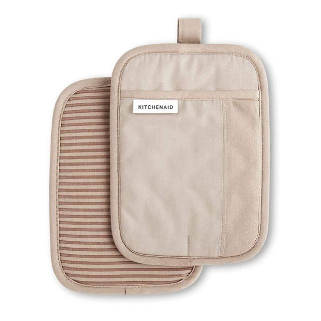KitchenAid Beacon Pot Holder Set, 7"x10", Milkshake/Beige