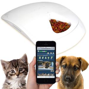 Feed and Go Smart Pet Feeder 2018 Model Now With iOS/Android Apps. Built In Webcam. For Wet/Dry Food, Treats & Meds.