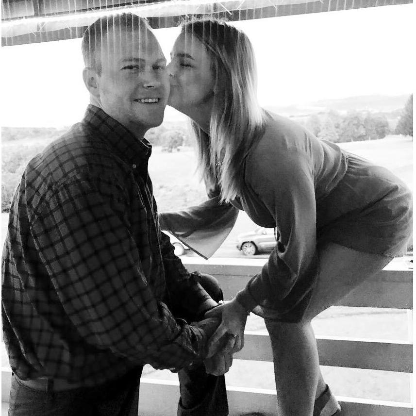 Can't get enough cheek kisses in...