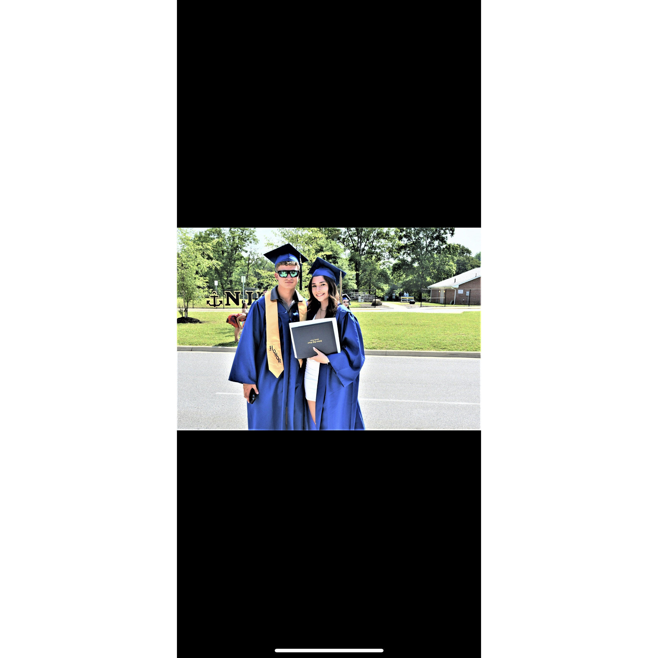 our high school graduation 👩‍🎓