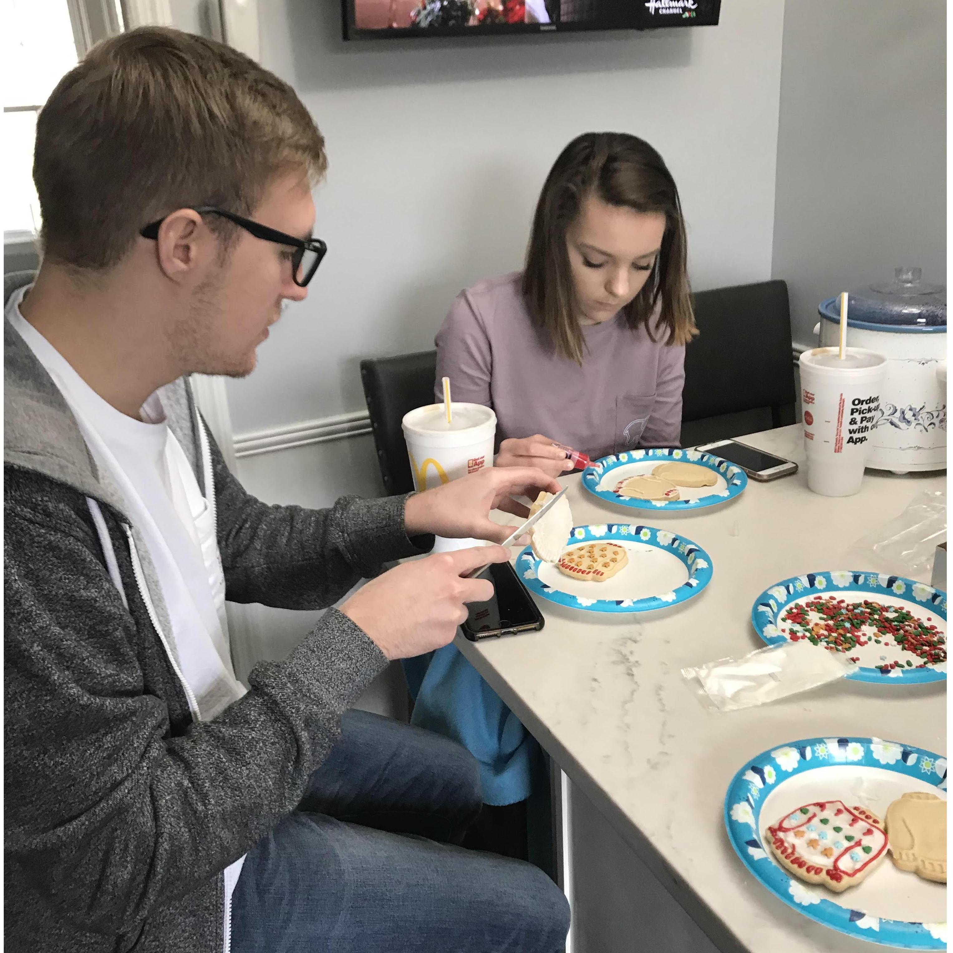 December 24, 2017 (Hagerstown, MD): Our fifth Christmas