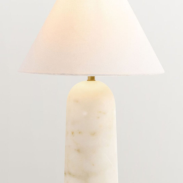 Marlo Table Lamp (Pottery Barn) / Lámpara de mesa Marlo