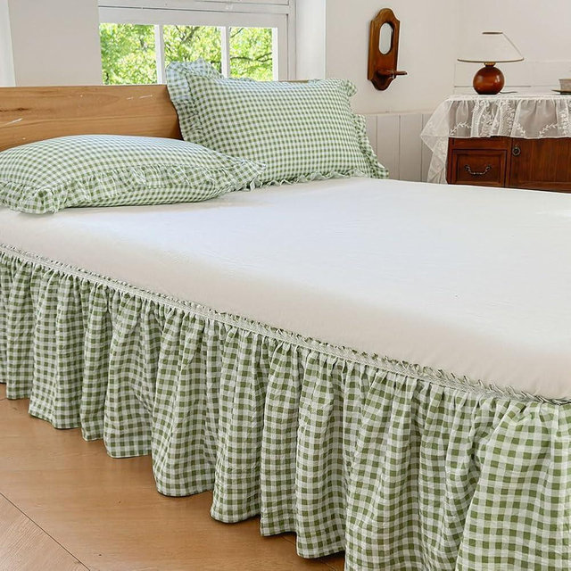 Green Gingham Wrap Around Ruffled Bed Skirt with Lace Decor, Plaid Grid Adjustable Elastic Dust Ruffles for Full Bed, 15 Inch Drop Farmhouse Cottage Pleated Bed Frame Cover(Green Gingham, Full)