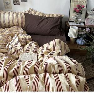 mixinni Retro Striped Duvet Cover Set Queen - 100% Natural Cotton 3-Piece Vintage Red Stripes Pattern Printed Bedding Set, Soft Breathable Comforter Cover with Zipper Closure & Corner Ties, Queen Size