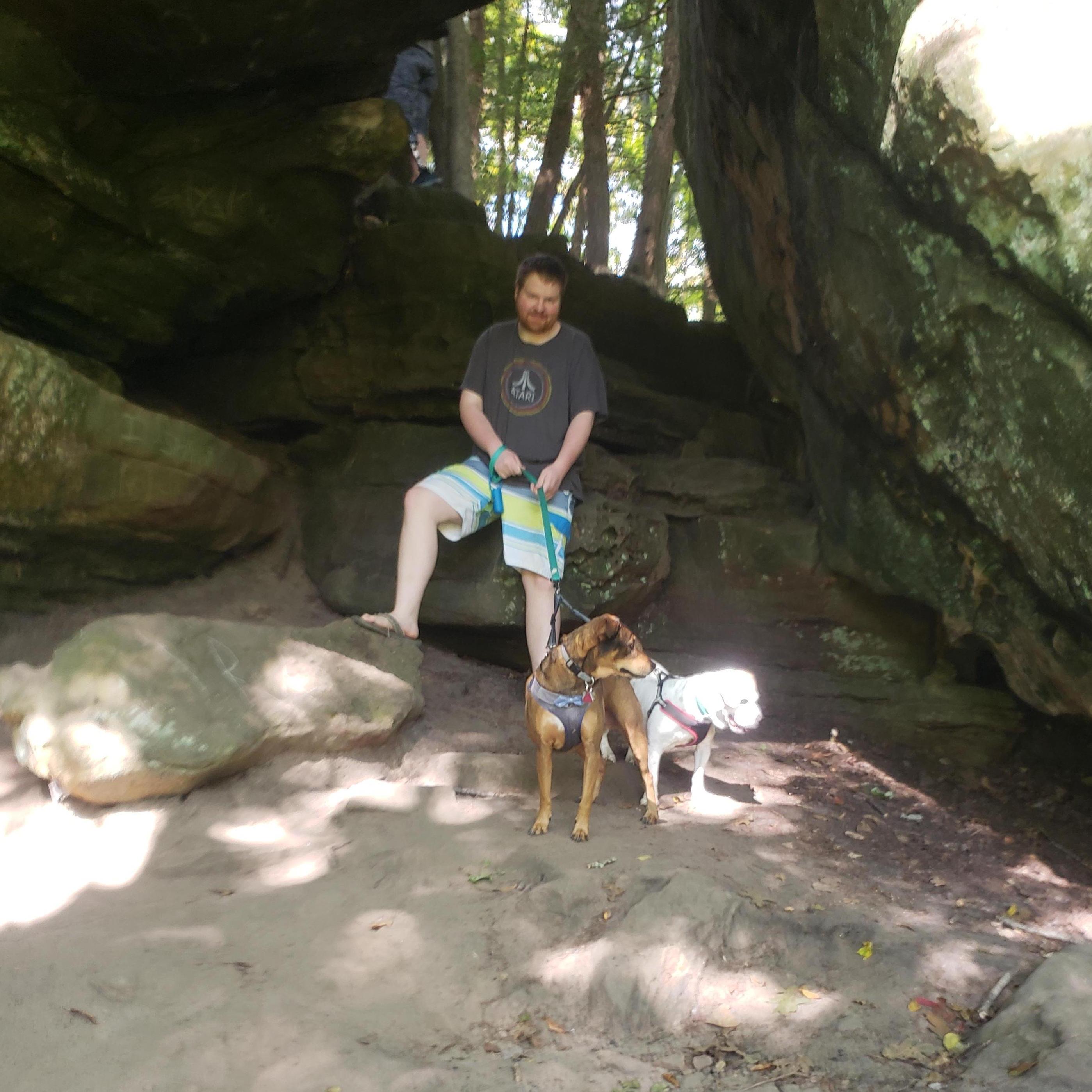 Yes.  Tom hikes in sandals.