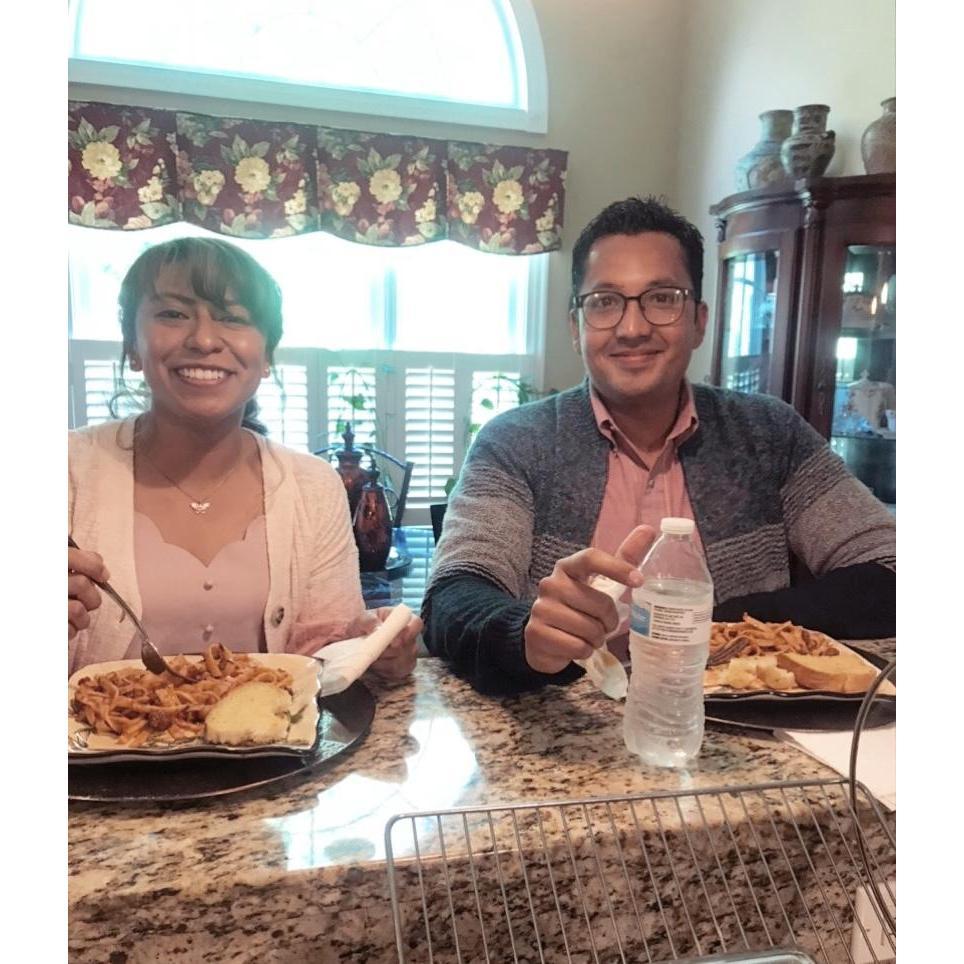 PRIMERA FOTO COMO UNA PAREJA.
(8 De Mayo, 2021)
FIRST PHOTO AS A COUPLE.
(May 8th, 2021)