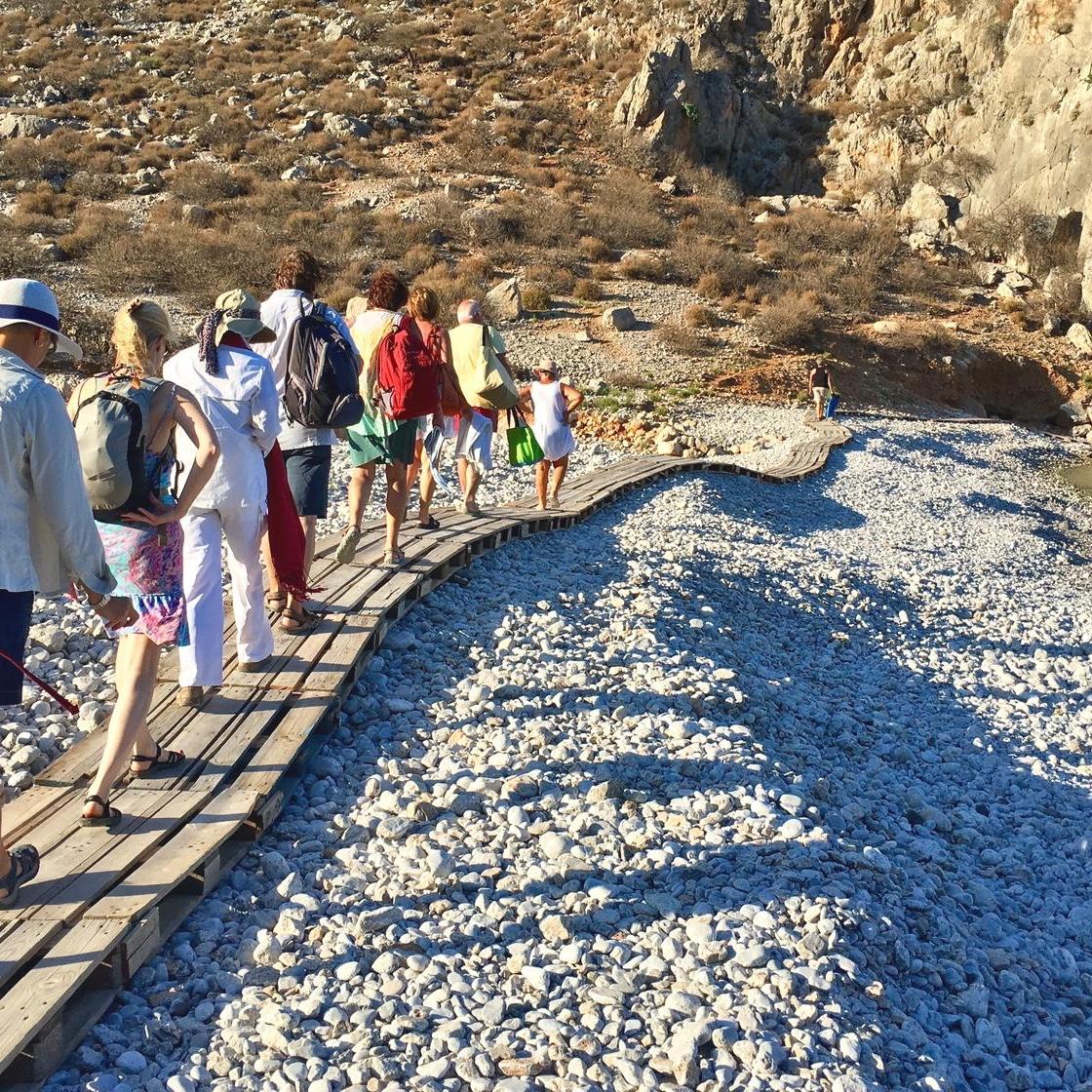 Guided Tour of Santorini’s Volcanic Hot Springs