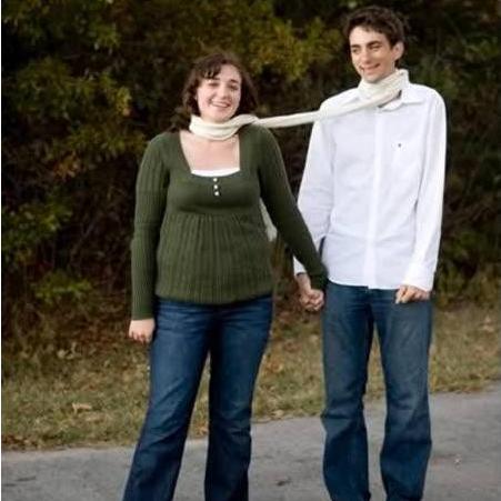 They bonded over their love of knit scarves