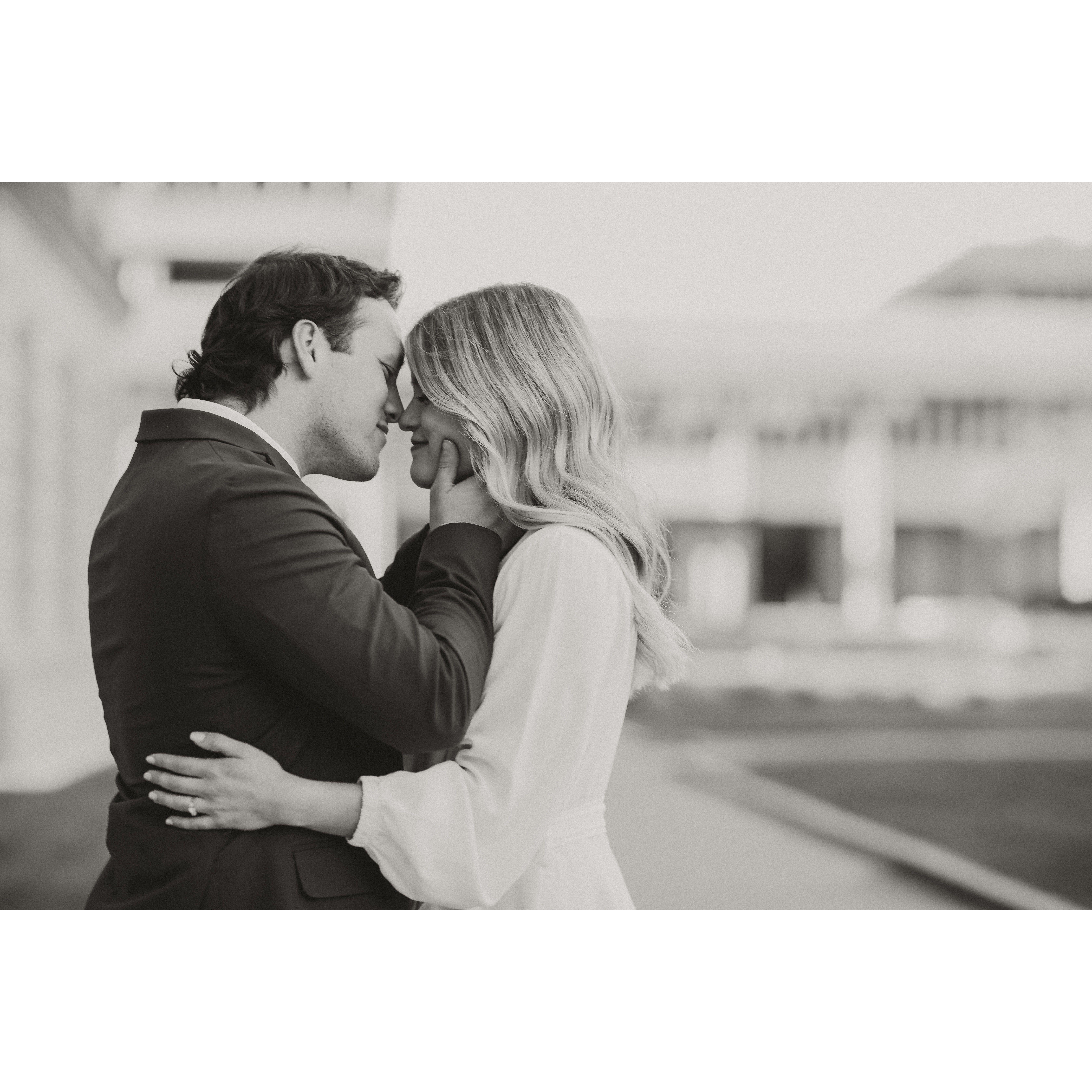 Engagement photos by Britnee Lynn Photography