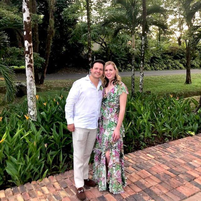 At a friend's wedding in Villavicencio, Colombia! This is an example of the dress code.

En la boda de un amigo de Villavo.