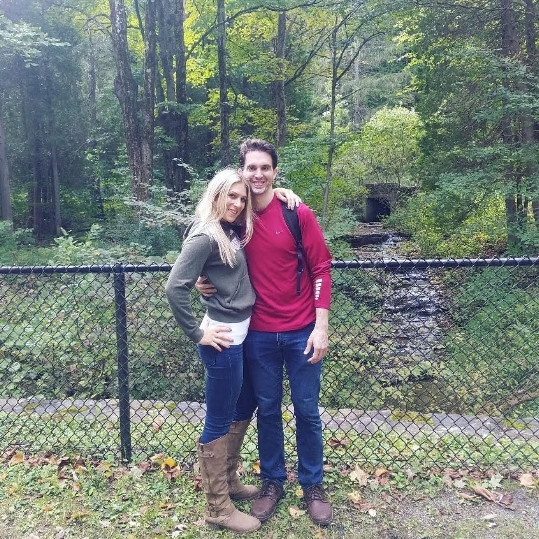 Adventures hiking 🏃🏻‍♂️🏃🏼‍♀️
(in Upstate NY)