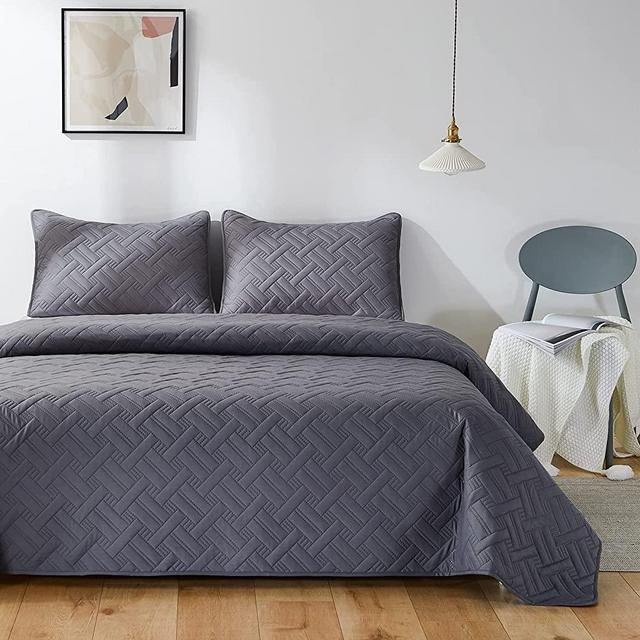 beeweed Quilt Set Queen Size 3 Pieces, Lightweight Microfiber Basket Pattern Bedspreads for All Season, Grey Soft Summer Coverlet Set with Ultrasonic Quilting Technology (1 Quilt, 2 Pillow Shams)