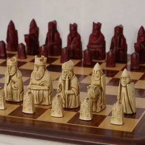 Isle of Lewis Chess Set – Ivory and Red