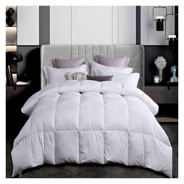 Martha Stewart Premium Full/Queen Down Comforter