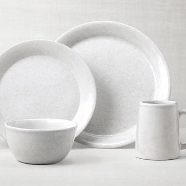 Classic Dinnerware 4-Piece Place Setting