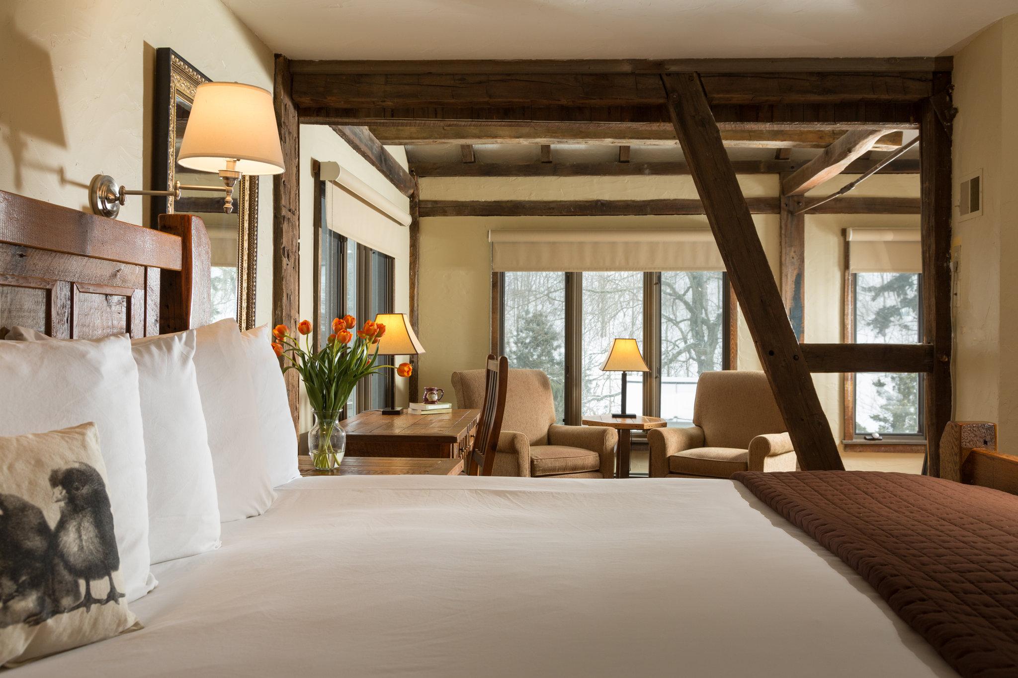 The Wedding Website of Kelly Winegar and Taylor Reitnouer