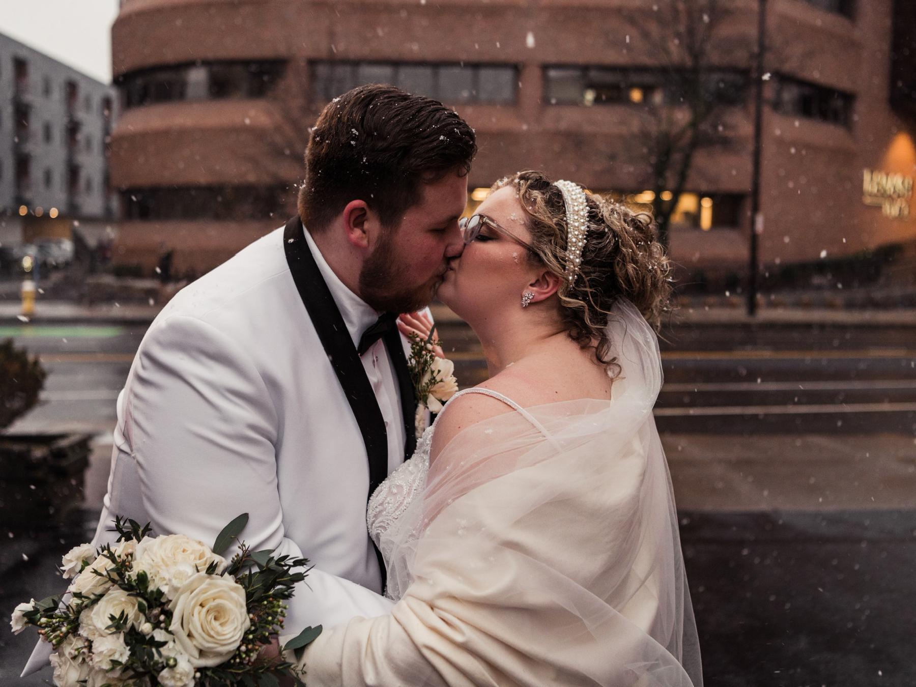 The Wedding Website of Sydney Combs and Chad Combs