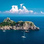 Boat Tour of the Coast