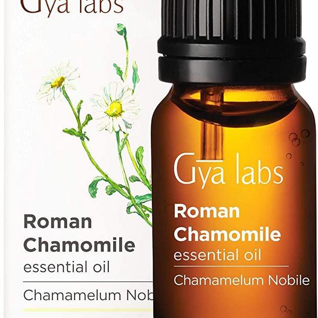 Gya Labs Roman Chamomile Essential Oil - Mind Relaxer for Stress Free Days & Healthy Skin (10ml) - 100% Pure Therapeutic Grade Aromatherapy Chamomile Oil Essential Oils for Diffuser & Topical Use