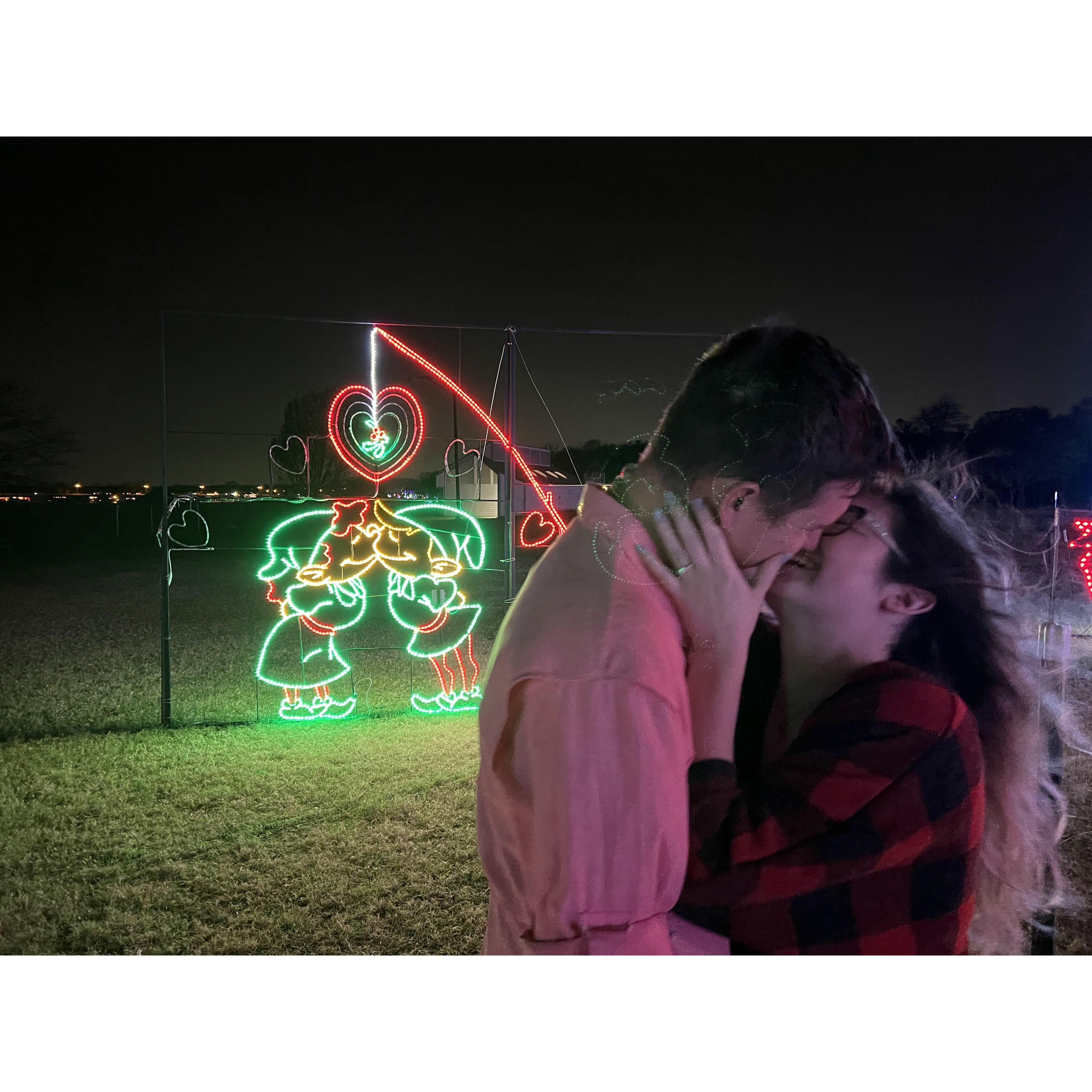 12-15-2021
He proposed!