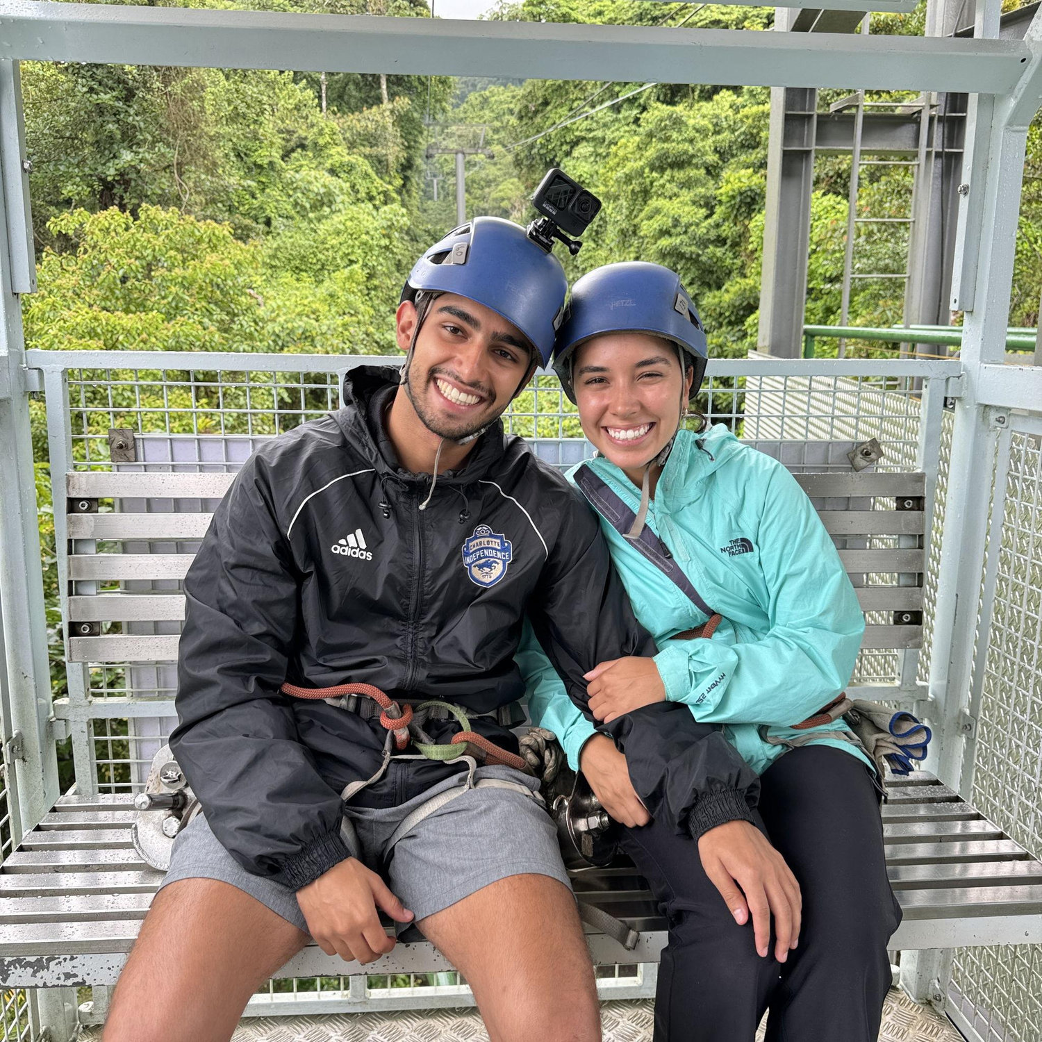 ziplining in Costa Rica | tirolesa en Costa Rica