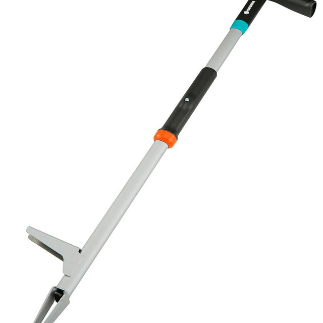 Gardena 03518 | Weed Puller Remover Tool, Heavy Duty Stand-Up Garden Hand Weeder, Easy Weed Removal, Built-in Ejector, Long Handle for Outdoor Use. Weeding Claw.