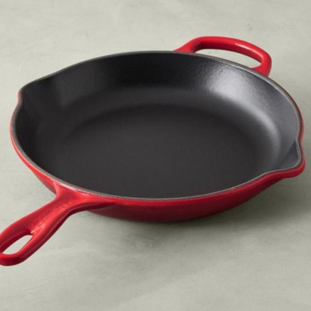 Le Creuset Signature 10” Enameled Cast Iron Skillet