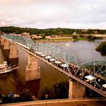 Walnut Street Bridge