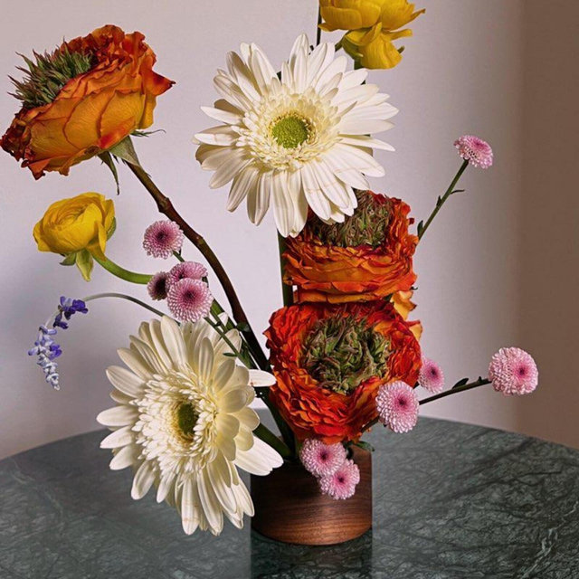 Ikebana Walnut Vase (Tubies)