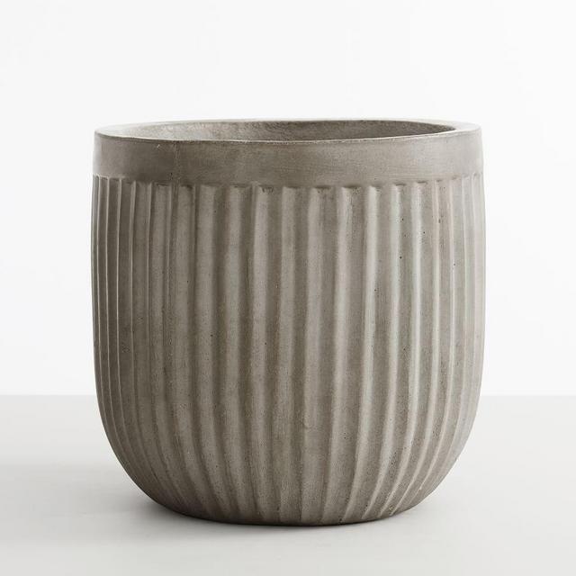 Concrete Fluted Planter, Grey, 11.81" Diam. x 11.81" H