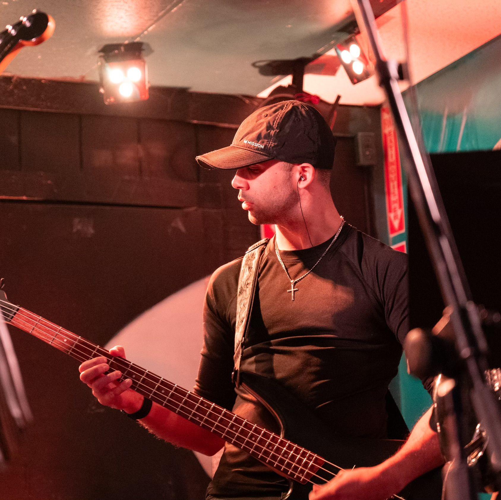 Anthony rocked the stage in the concert! He posted a video of him playing the electric guitar on the dating app where we met, and that was one of the many reasons that won Eunice's heart. Haha!