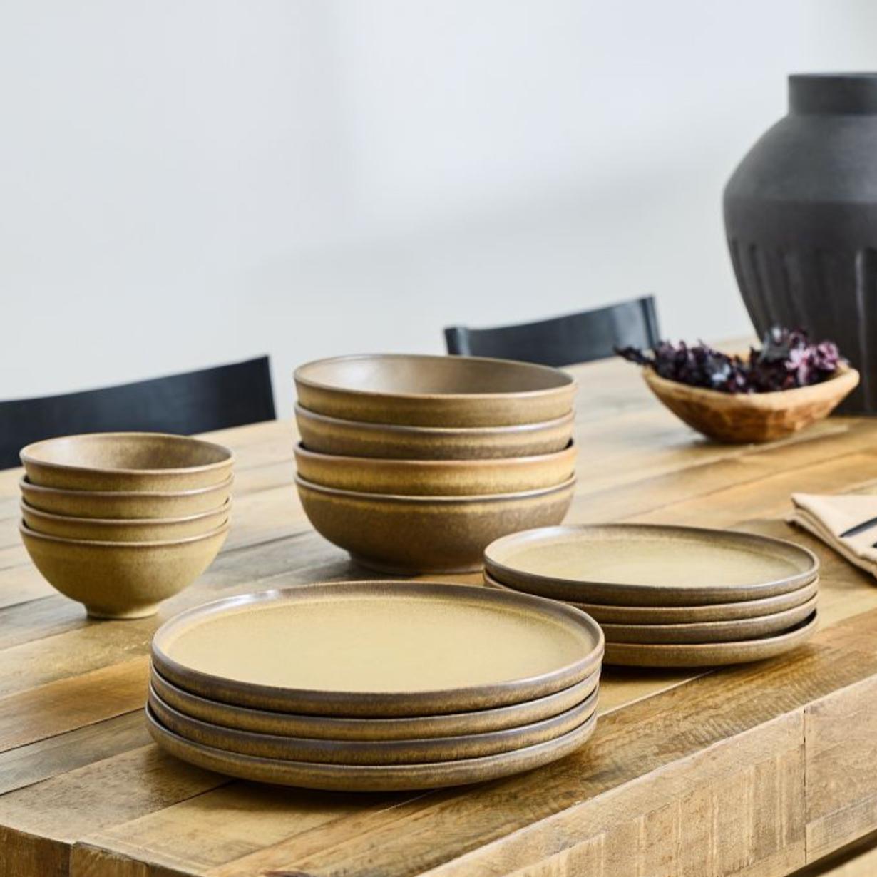 Dinnerware