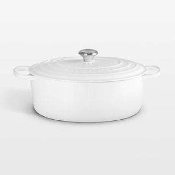 Le Creuset Signature 8-Qt. Cream Enameled Cast Iron Oval Dutch Oven + Reviews | Crate & Barrel