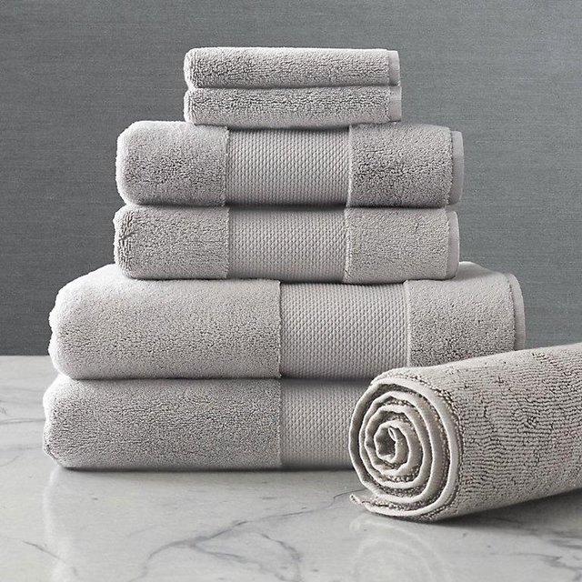 Frontgate Resort Collection Bath Towels - 2 sets