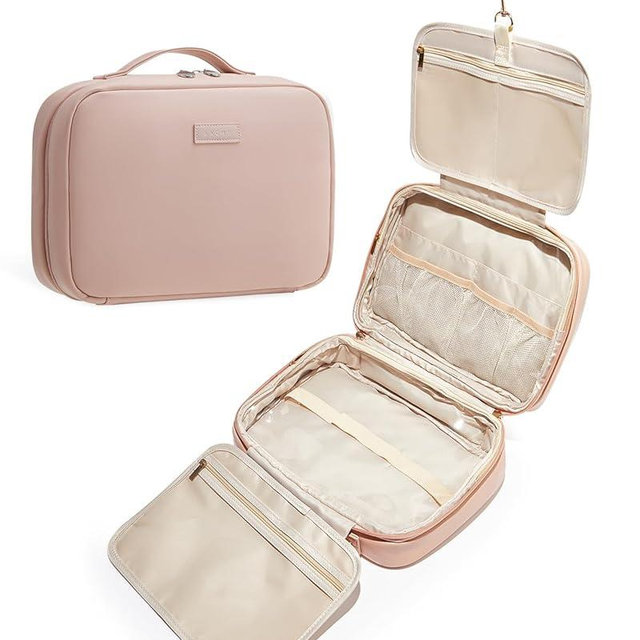 EACHY Travel Toiletry Bag with Hanging Hook, Portable Makeup Cosmetic Bags for Women, Water-Resistant Full-Size Travel Accessories (Pink)