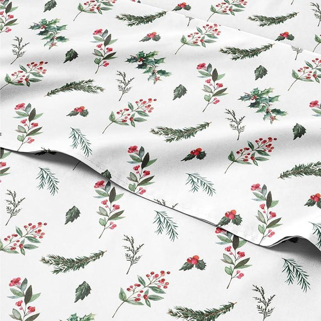 Queen Christmas Mistletoe Sheet Set - Holiday Xmas Pattern Bedding Set - Deep Pockets - Snug Fit - 4 Piece - Wrinkle Free - Comfy & Cooling Festive Winter - Holiday Sheets for Women, Men, Kids & Teens