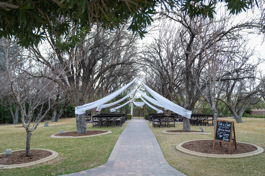 The Wedding Website of Ayana Mariano and Michael White