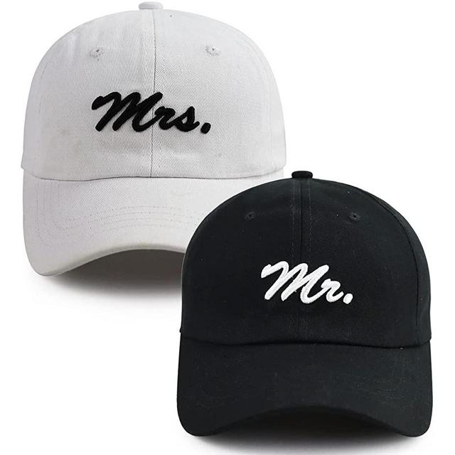 2PCS Mr Mrs Baseball Hats for Men Women, Newlywed Honeymoon Wedding Gifts, Funny Adjustable 3D Embroidered Hat Couples Set